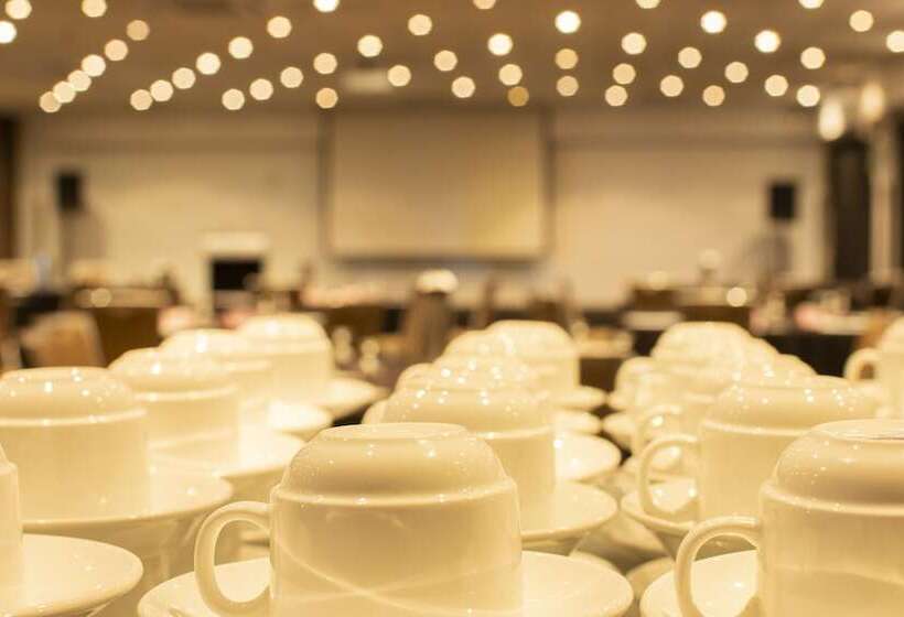 هتل Holiday Inn Suva, An Ihg