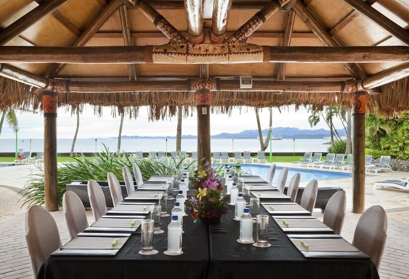 호텔 Holiday Inn Suva, An Ihg