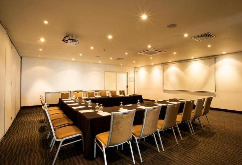 호텔 Holiday Inn Suva, An Ihg