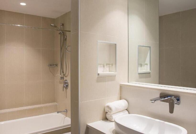 호텔 Holiday Inn Suva, An Ihg