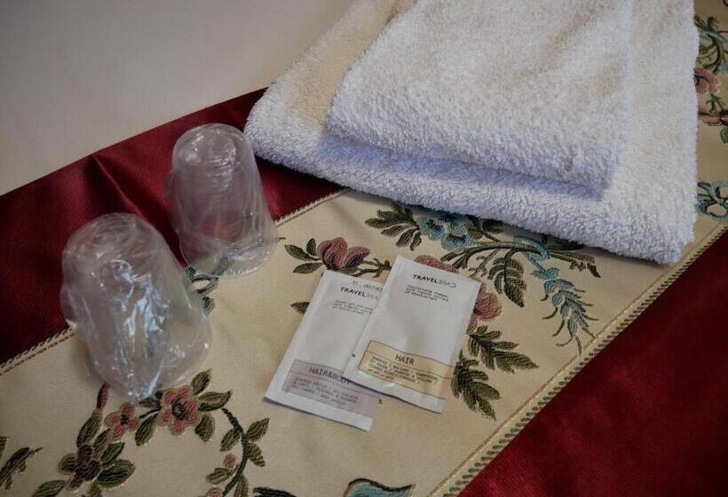 בית מלון כפרי Hostellerie Des Voyageurs