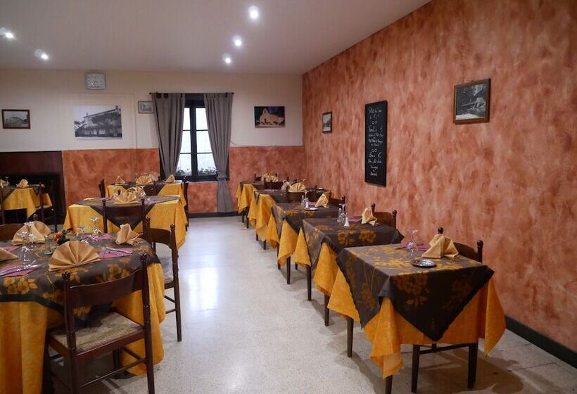 בית מלון כפרי Hostellerie Des Voyageurs