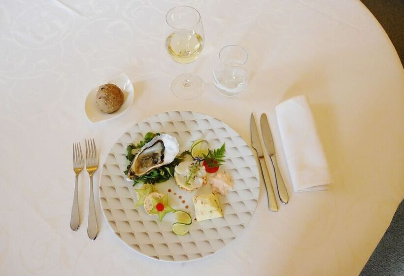 בית מלון כפרי Logis   Hostellerie & Restaurant Saint Louis