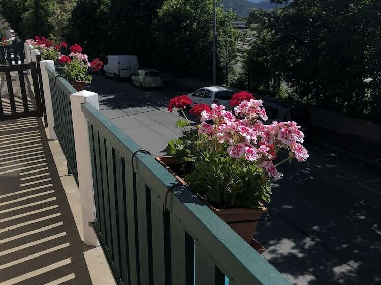 فندق Hôtel De Paris