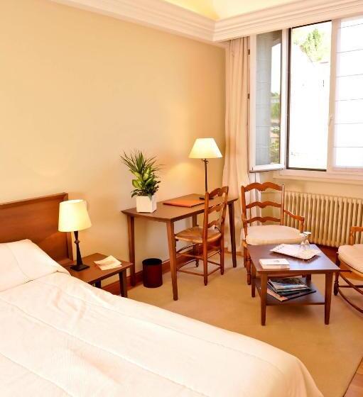 בית מלון כפרי Hôtel Des Pyrénées