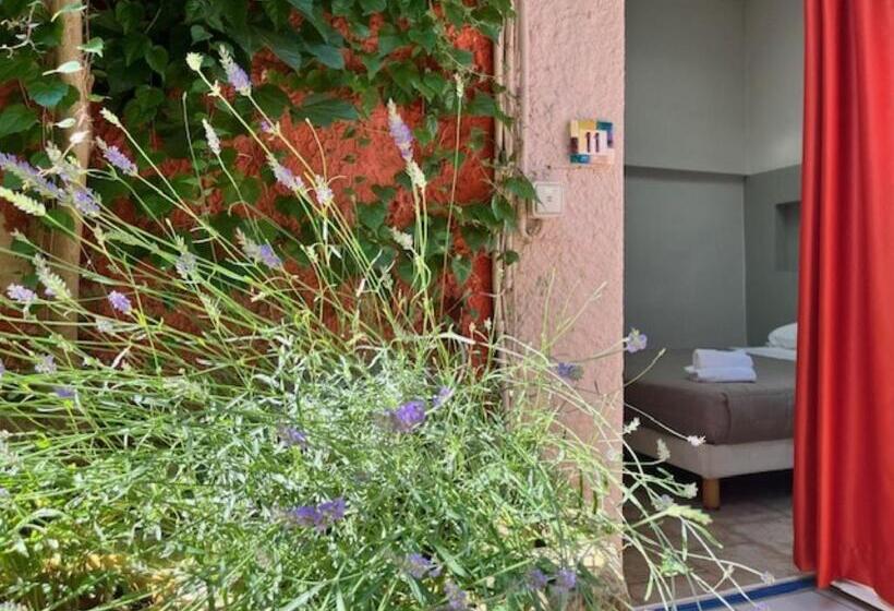 هتل Hôtel Le Colbert