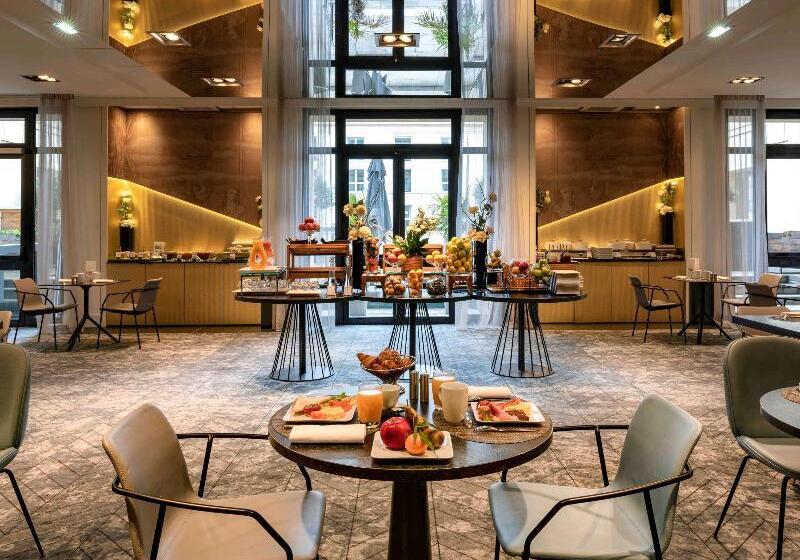 Отель Mgallery Le Louis Versailles Château