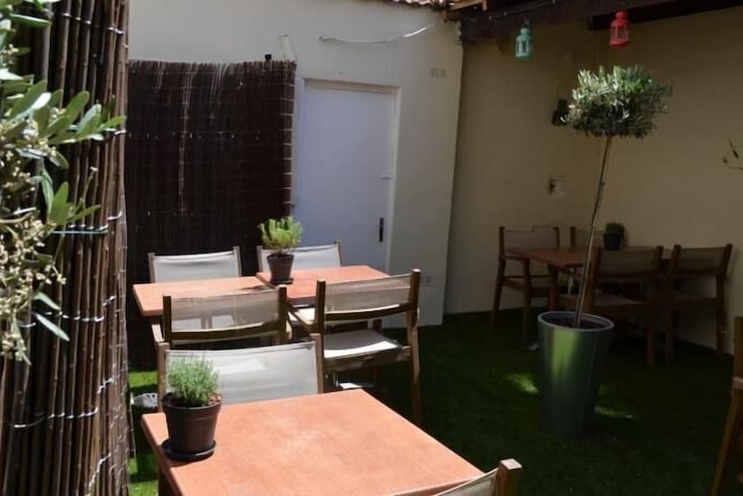 酒店 Hôtel Les Corps Saints