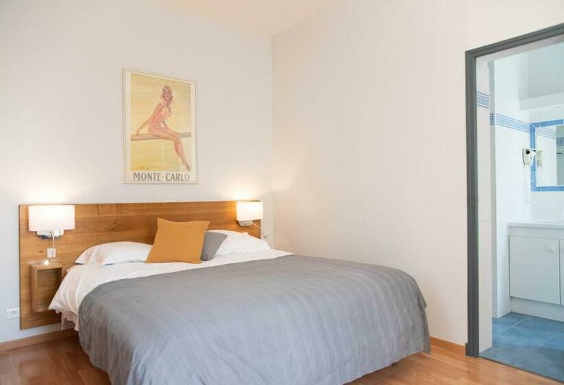 فندق Hôtel Montmirail