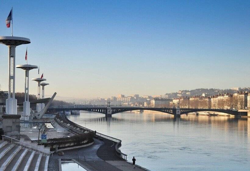 هتل Ibis Lyon Centre