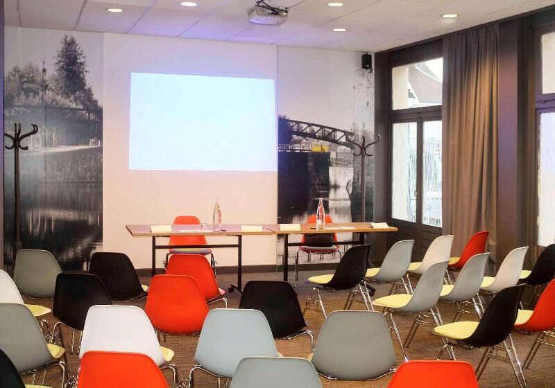 فندق Ibis Montargis