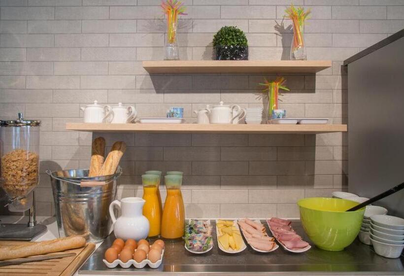 ホテル Ibis Styles Nice Cap 3000 Aeroport