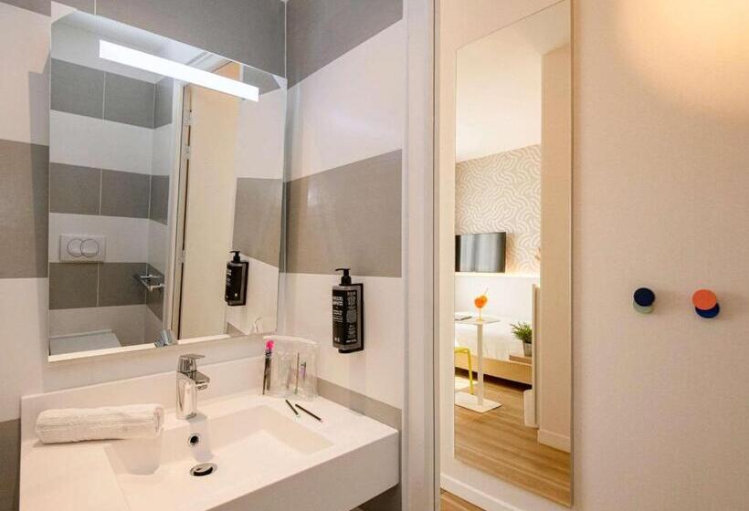 ホテル Ibis Styles Nice Cap 3000 Aeroport