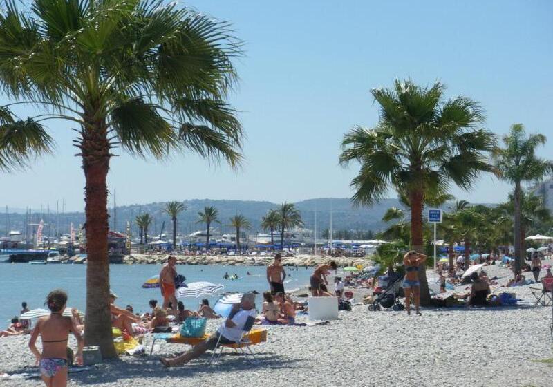 ホテル Ibis Styles Nice Cap 3000 Aeroport