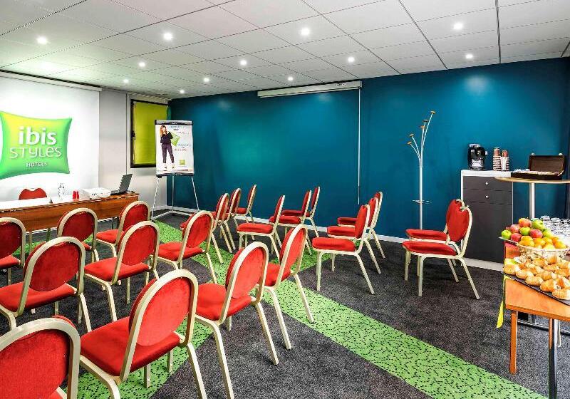 هتل Ibis Styles Reims Centre