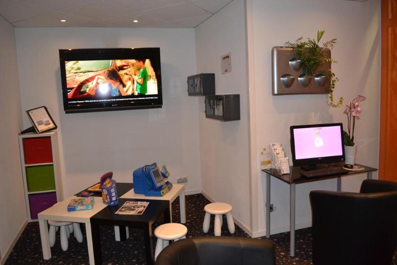 בית מלון כפרי Ibis Styles Rennes Centre Gare Nord