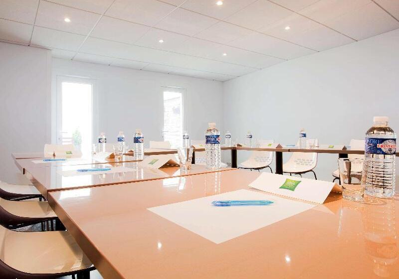 בית מלון כפרי Ibis Styles Rennes Centre Gare Nord