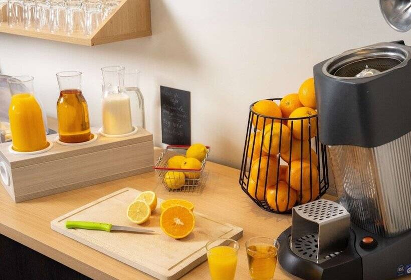 Отель Ibis Styles Saumur Gare Centre