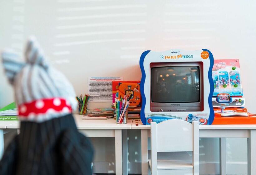 Отель Ibis Styles Saumur Gare Centre