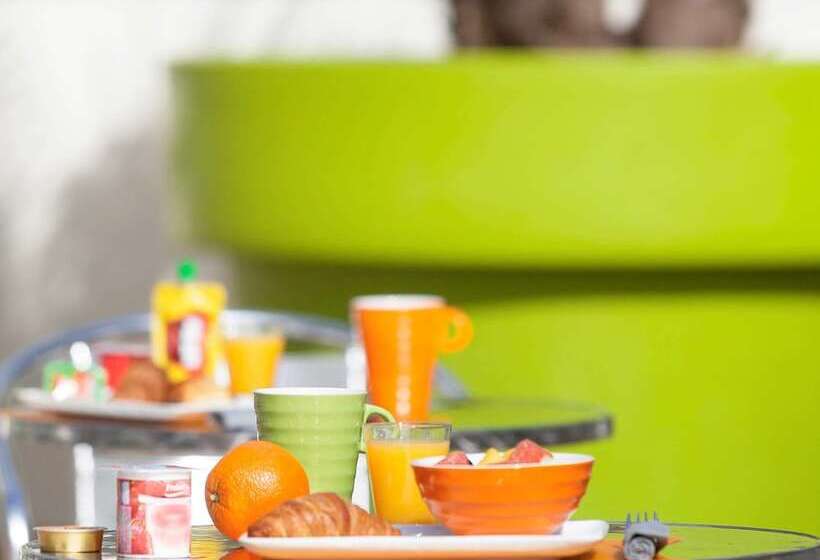 Отель Ibis Styles Saumur Gare Centre