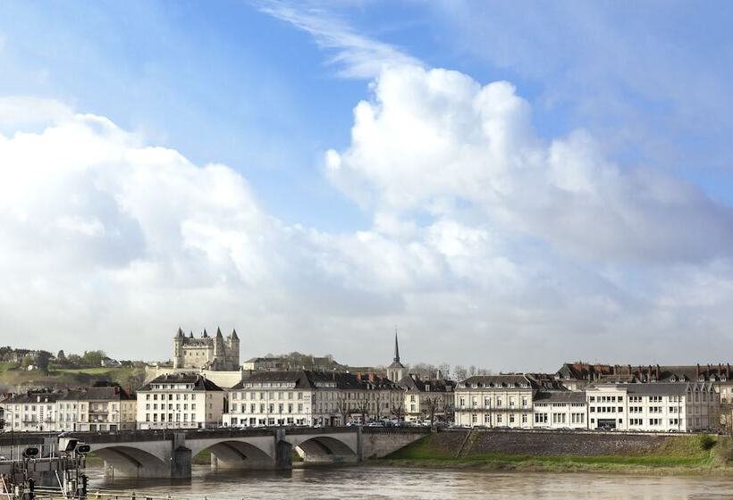 Отель Ibis Styles Saumur Gare Centre