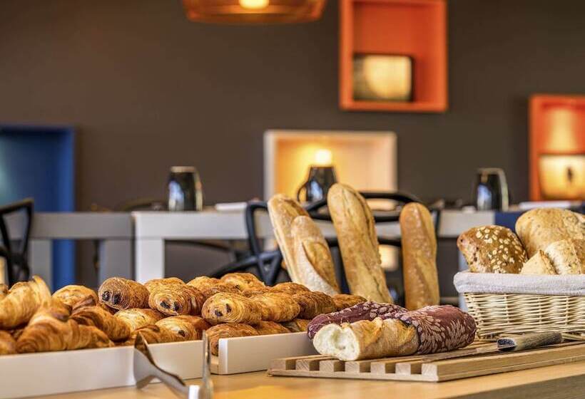 Отель Ibis Styles Saumur Gare Centre