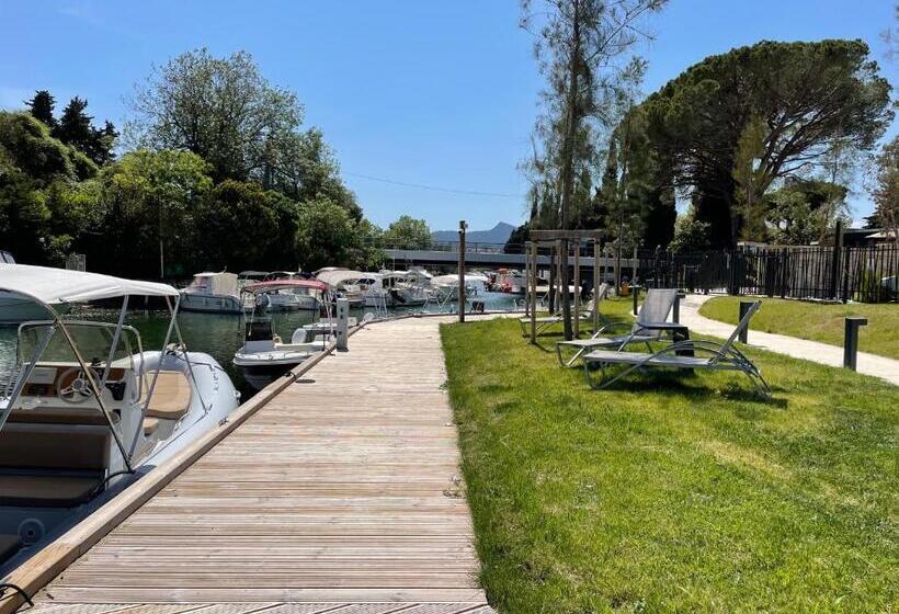 ホテル Ilot Du Golf, Bw Premier Collection