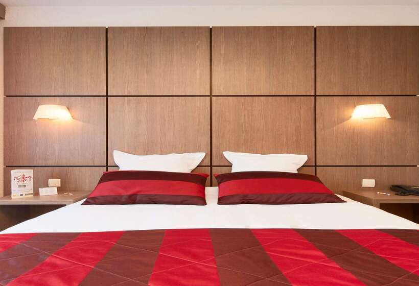 Отель Kyriad Grenoble Centre