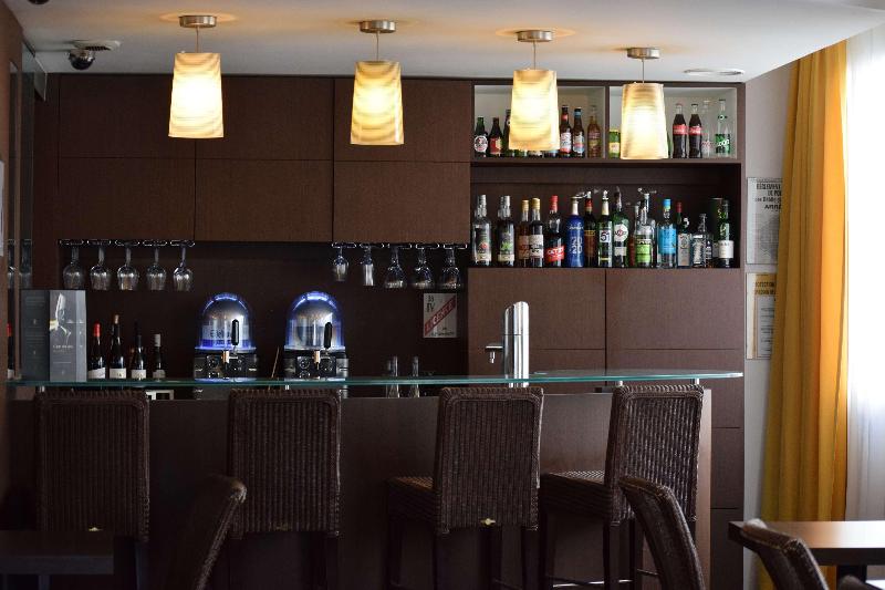 ホテル Kyriad Grenoble Centre