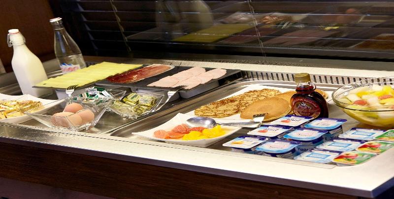 Отель Kyriad Grenoble Centre