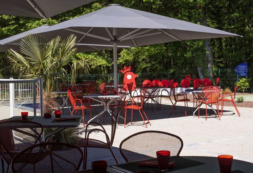 فندق Kyriad Montchanin Le Creusot