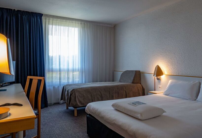 فندق Kyriad Montchanin Le Creusot