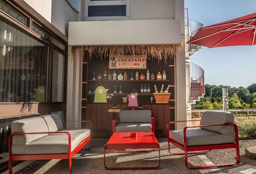 فندق Kyriad Montchanin Le Creusot