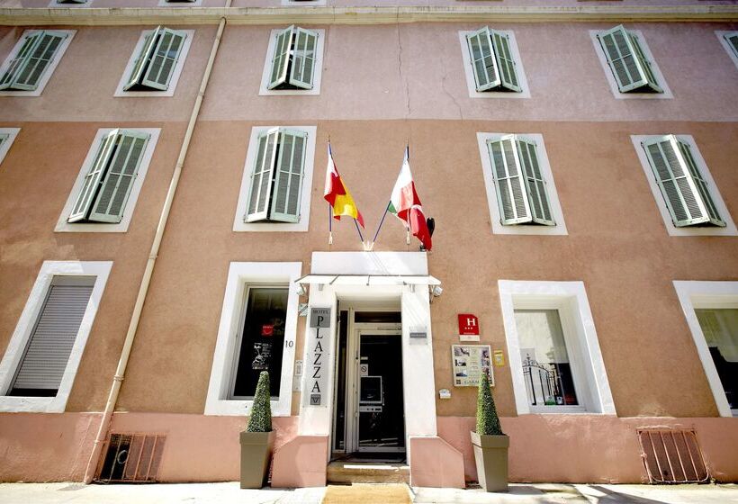 هتل Kyriad Nimes Centre