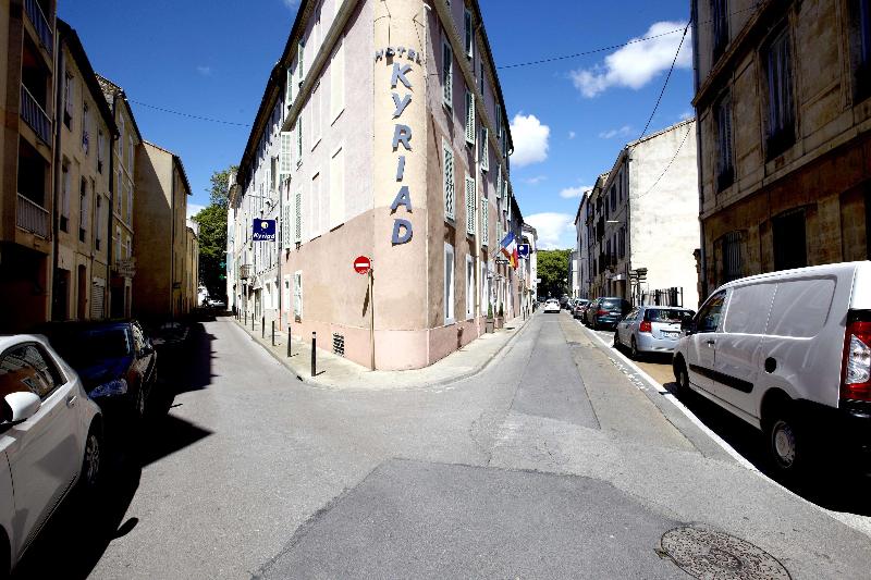 هتل Kyriad Nimes Centre