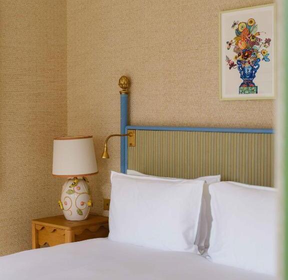 ホテル La Fantaisie