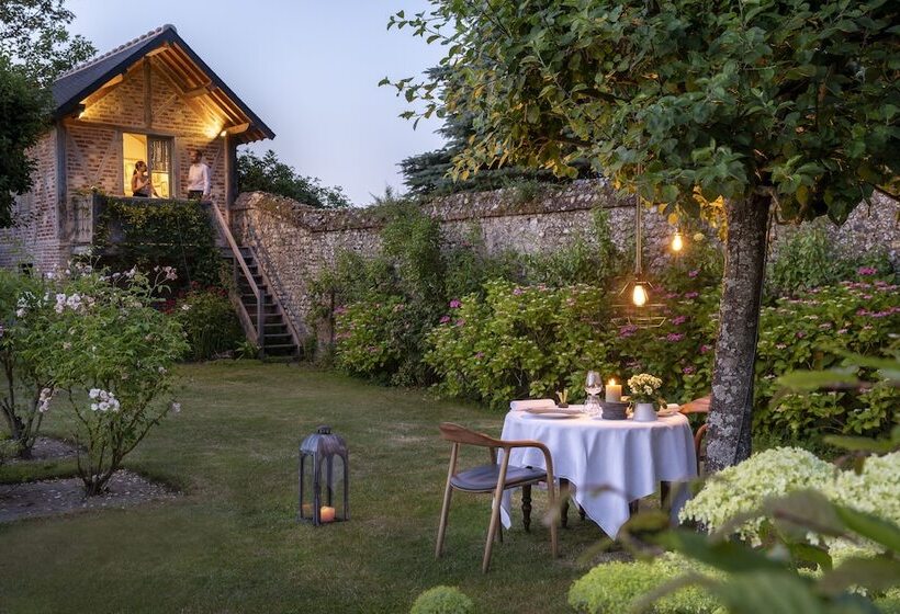 هتل La Ferme Saint Simeon Spa  Relais & Chateaux