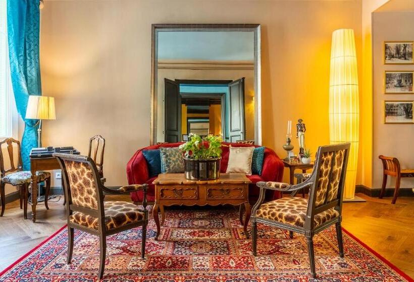 호텔 La Maison D été