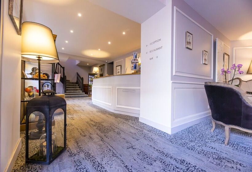 فندق Le Lion D'or Et Restaurant La Table Du Lion