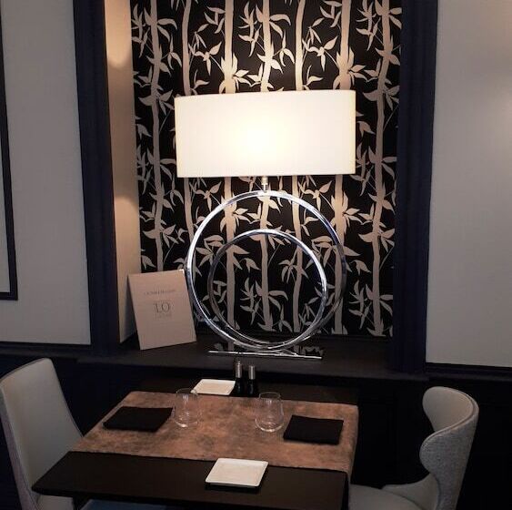 فندق Le Lion D'or Et Restaurant La Table Du Lion