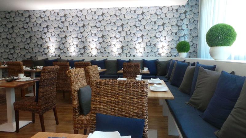 Отель Le Nouvel