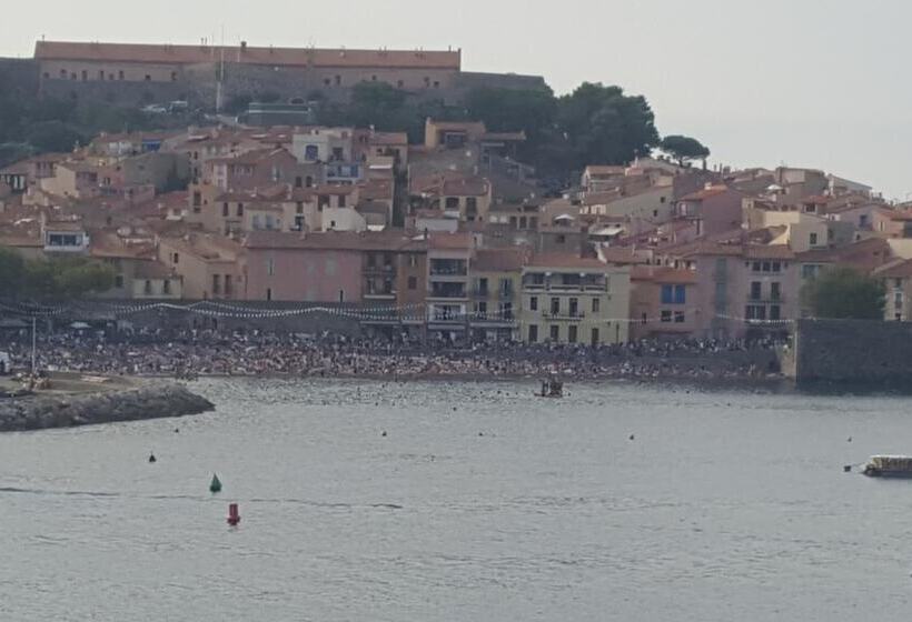 בית מלון כפרי Le Relais Des Trois Mas