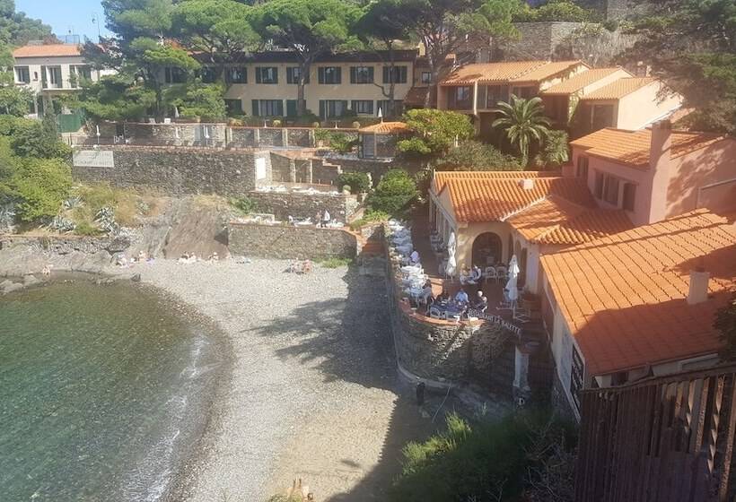 בית מלון כפרי Le Relais Des Trois Mas