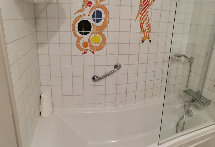 בית מלון כפרי Le Relais Des Trois Mas