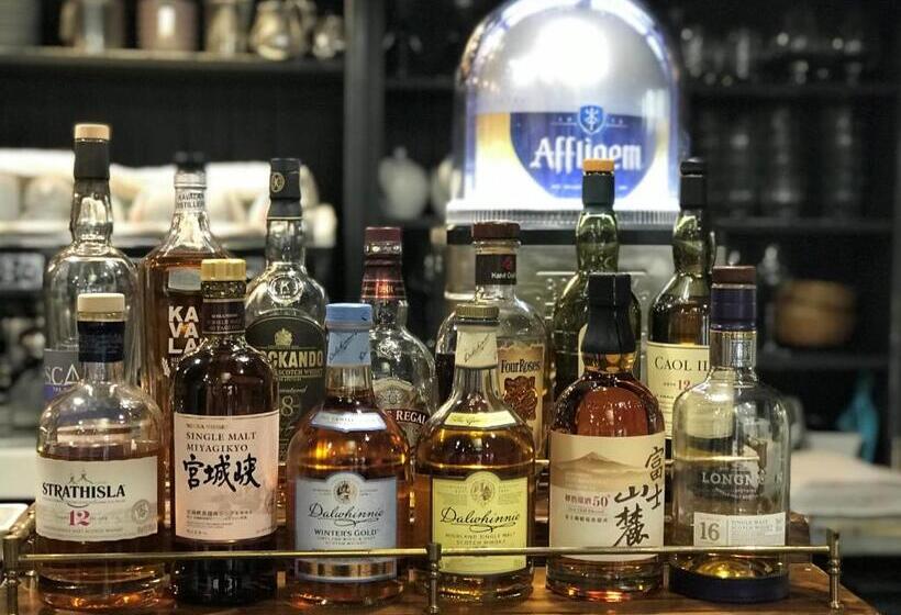 Отель Le Richelieu Bacchus