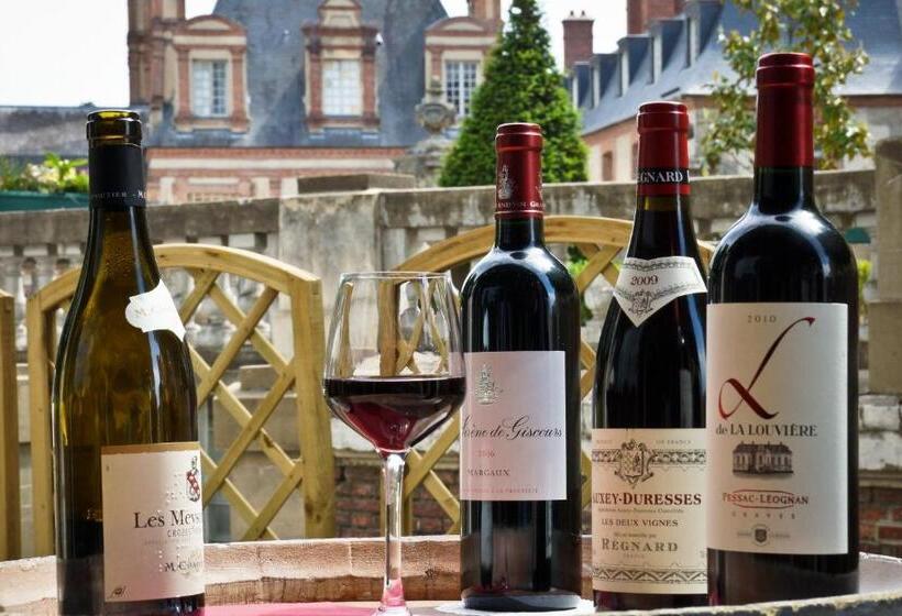 Отель Le Richelieu Bacchus