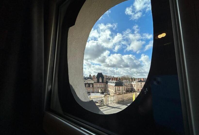 Отель Le Richelieu Bacchus