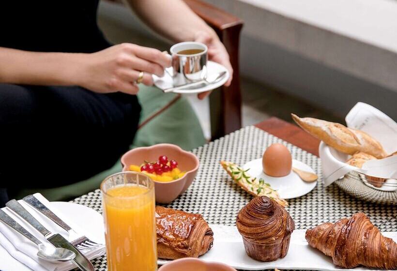 בית מלון כפרי Le Royal Monceau  Raffles Paris