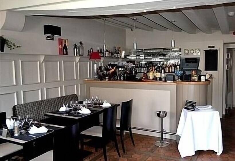 فندق Le Saintjacques