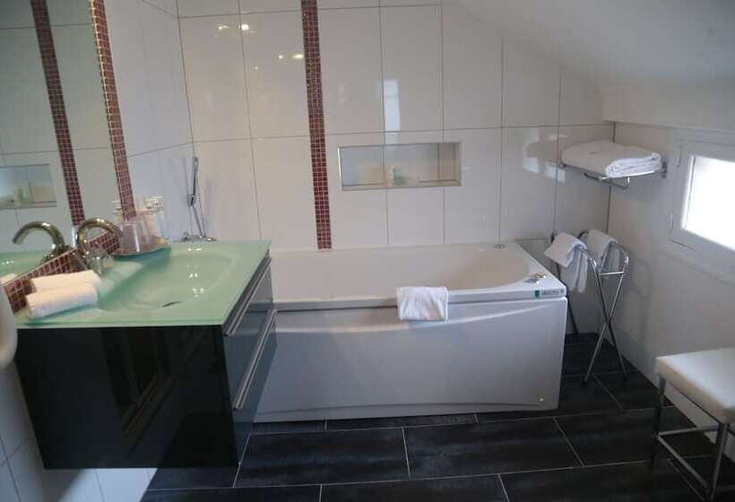 فندق Lerie Du Basbreau